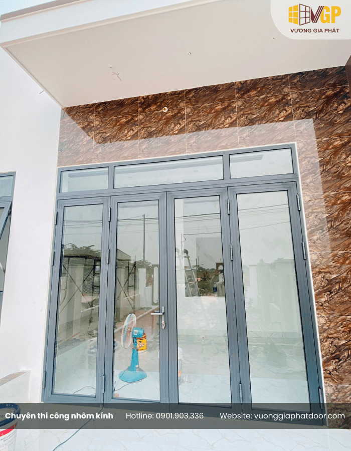 Những mẫu cửa nhôm xingfa đẹp 2023 9 Mẫu cửa nhôm xingfa 4 cánh đẹp