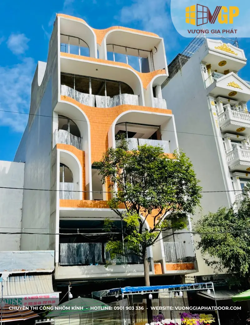 Nhag hàng Hoa Viên - 70 Nguyễn Tất Thành