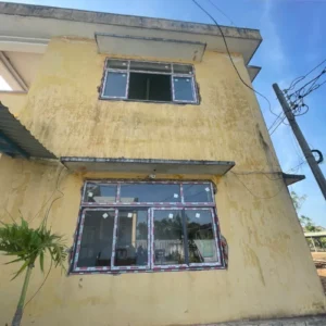 Dự án tháo cửa cũ thay mới khắc phục sau bão số 13 các điểm trường học