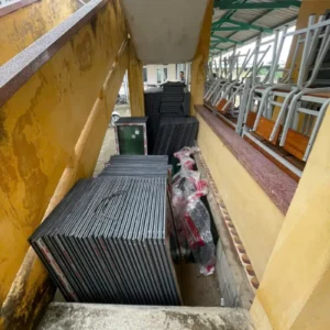 Dự án tháo cửa cũ thay mới khắc phục sau bão số 13 các điểm trường học